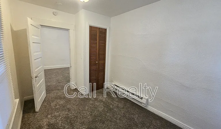 1701 E Desmet Ave — Photo 12