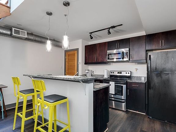 3rd image of 1100 Hull St Unit 106
