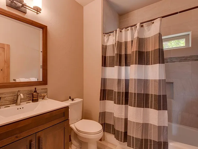 149 Skyland Way — Photo 10