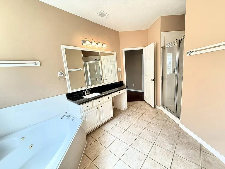 2214 Jurgensen Ln — Photo 21