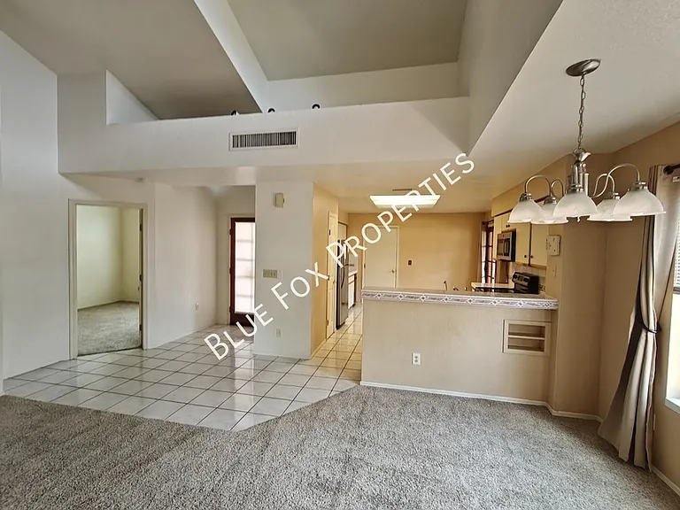 131 E Horizon Cir — Photo 10