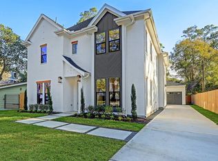 1075 Gardenia Dr, Houston, TX 77018