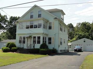 32 Columbus St, Agawam, MA 01001