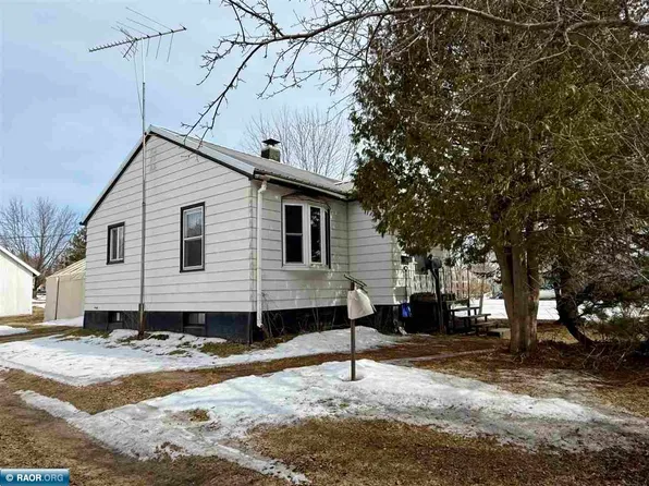 205 2nd St, Hibbing, MN 55746