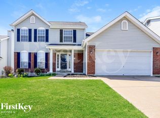 324 Autumn Peak Dr, Fenton, MO