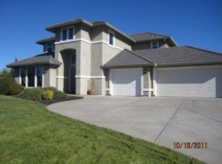 3373 Chesham St, Rescue, CA 95672