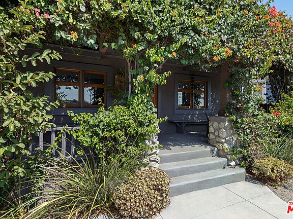 3rd image of 5055 Almaden Dr