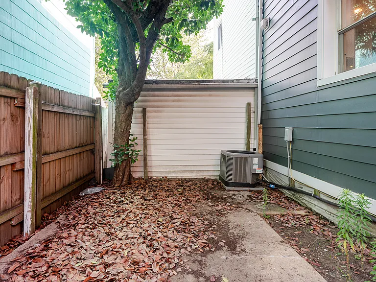 2103 13th St SE — Photo 11