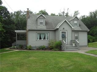 1906 Tony St, New Castle, PA 16101