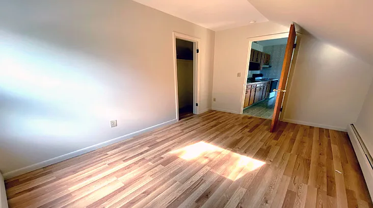 2 Lewis St #5 — Photo 5