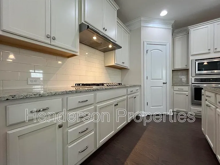 17027 Challory Glen Way — Photo 5