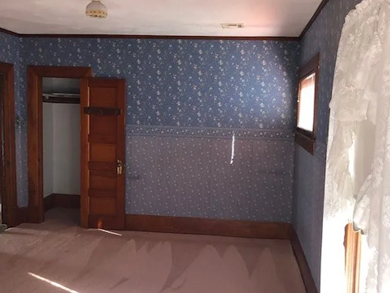 235 N Rutan St — Photo 24