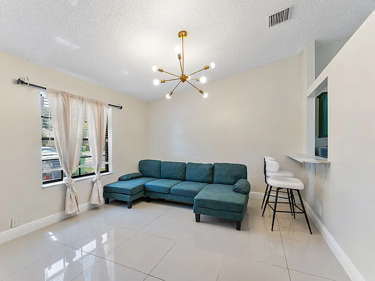 3648 NW 83rd Ln — Photo 16