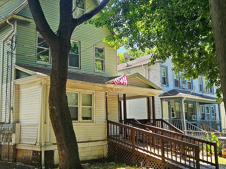 141 County St #B2 — Photo 6
