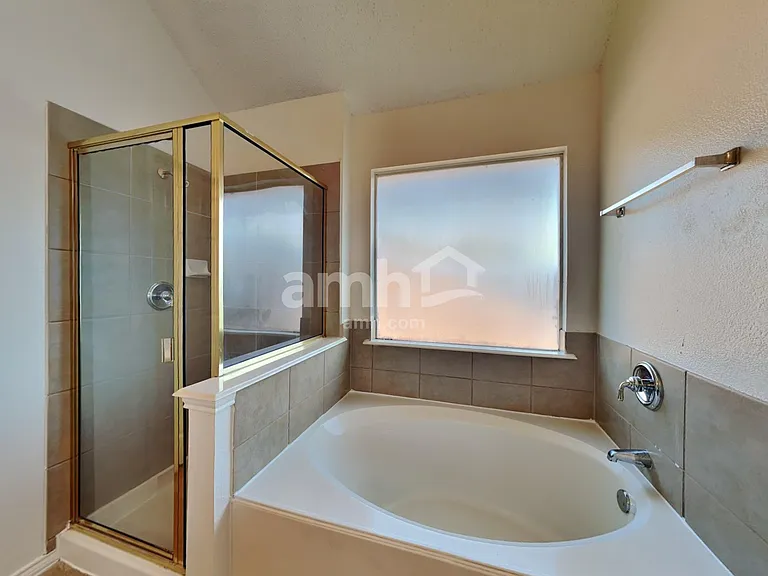 10308 Oak Branch Ln — Photo 14