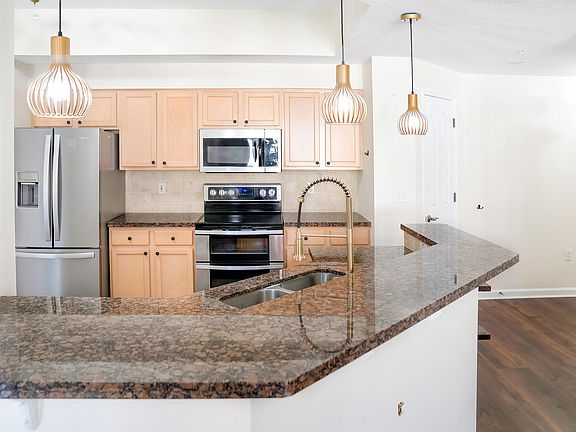 3rd image of 275 Murcia Dr #313