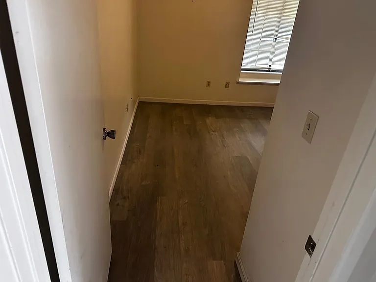 7131 Hanover Cir — Photo 6