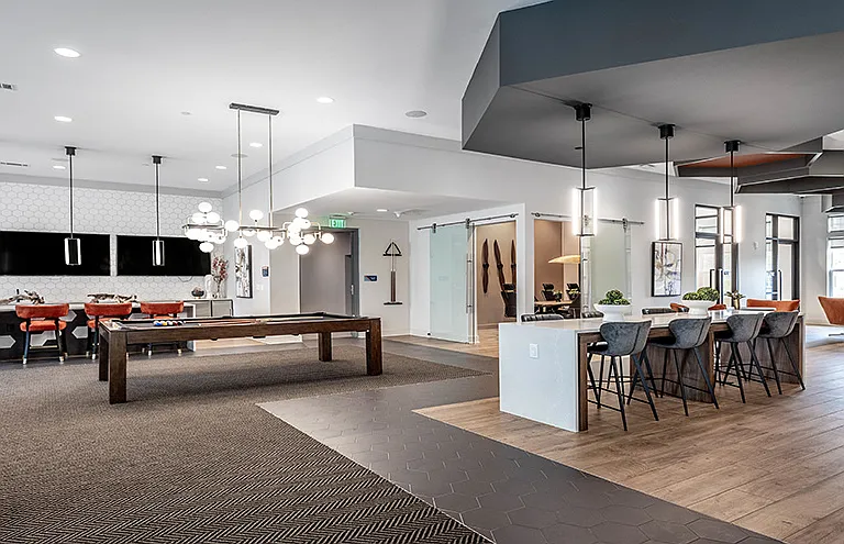 Aviation Crossing Apartments — Photo 45