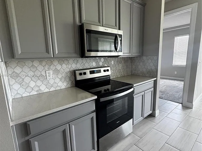 6712 NW Cloverdale Ave — Photo 42