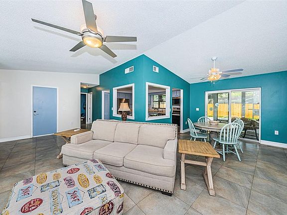 5th image of 1827 Willow Oak Dr W