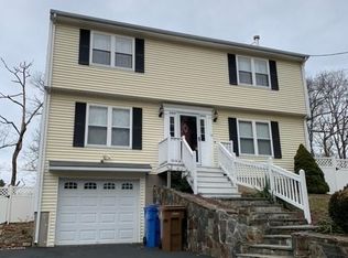 15 Ridge Ln, Shelton, CT 06484