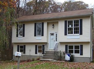 227 Pohatcong Rd, Highland Lakes, NJ 07422