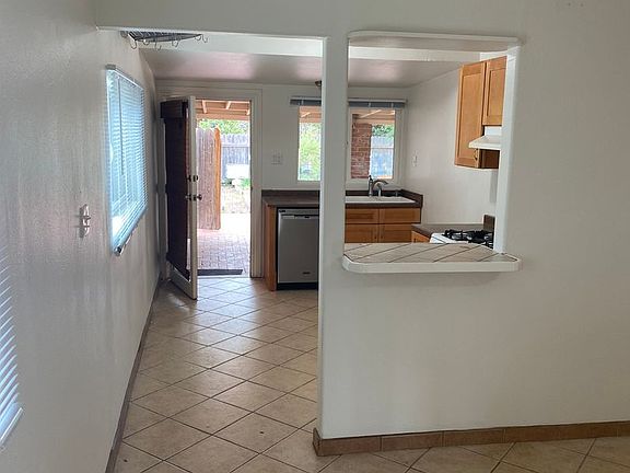 3rd image of 144 N La Luna Ave
