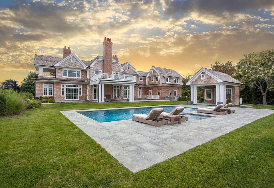1st image of 14 Halsey Ln