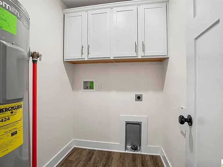 452 Glenview Dr — Photo 15