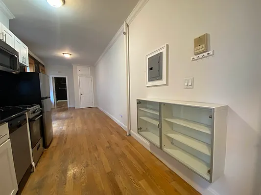 Rented by Best Apartments North Inc | media 32