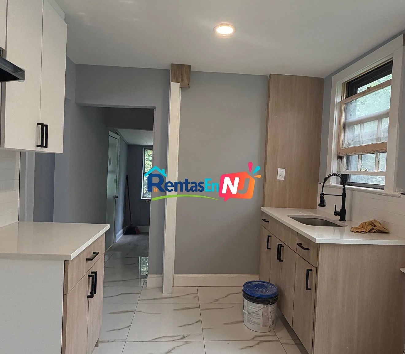 4 bed, 900 sqft, $3,600 — Photo 1