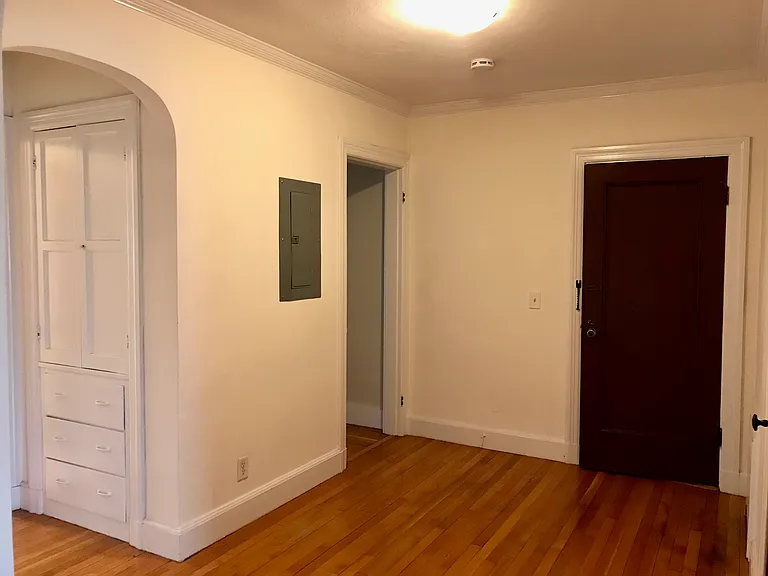 8 Mount Ida St #7 — Photo 9