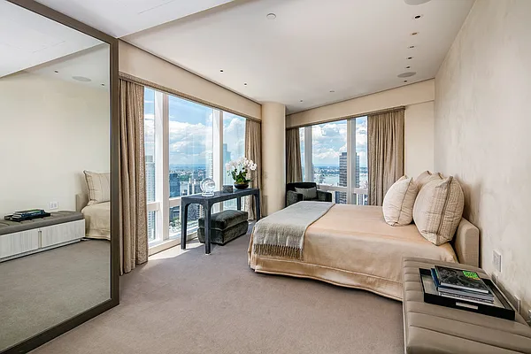 Sold by Stribling | media 4