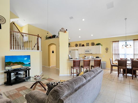 2nd image of 8057 King Palm Cir #Id1039565p