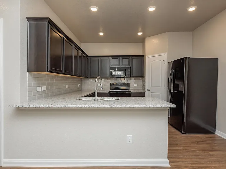 1515 Case Rd — Photo 16