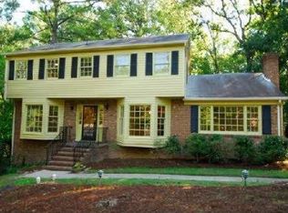 603 Long Leaf Dr, Chapel Hill, NC 27517