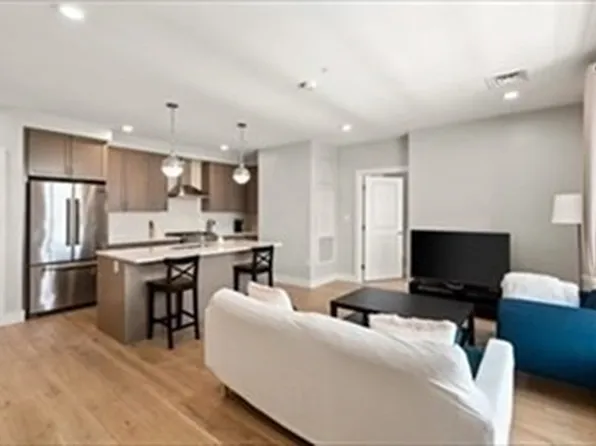 1650 Commonwealth Ave #501, Brighton, MA 02135