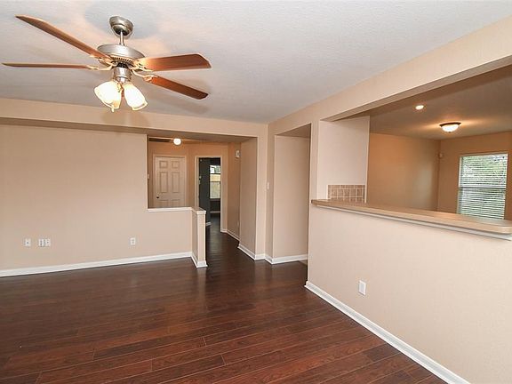 4th image of 2611 Tammony Park Ct