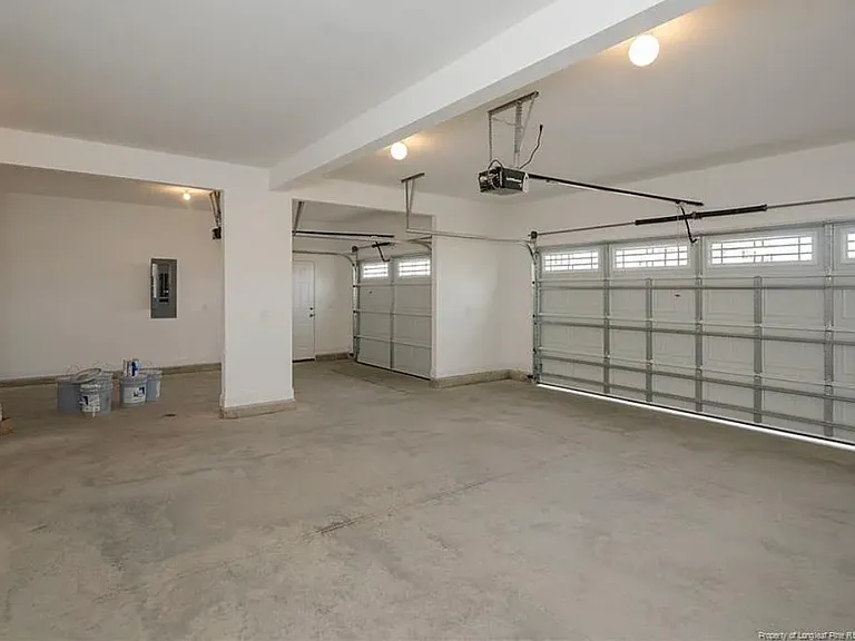 130 Brummel Ct — Photo 13