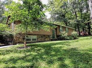 7478 Country Hills Dr, Huntingdon, PA 16652