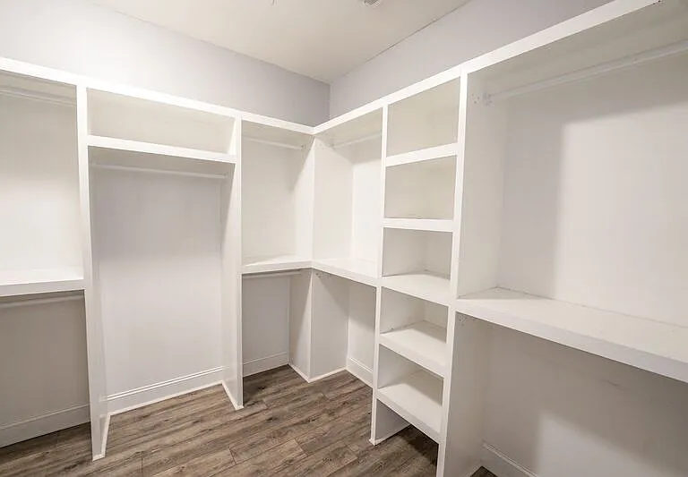 425 Wicklow Dr — Photo 15