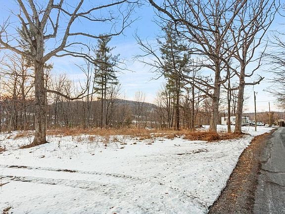 2nd image of 36 Crattan Hill Rd