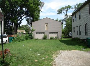 569 Dover St, Joliet, IL 60432