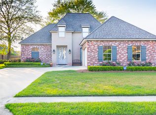 111 Bayou Lafourche Dr, Thibodaux, LA 70301