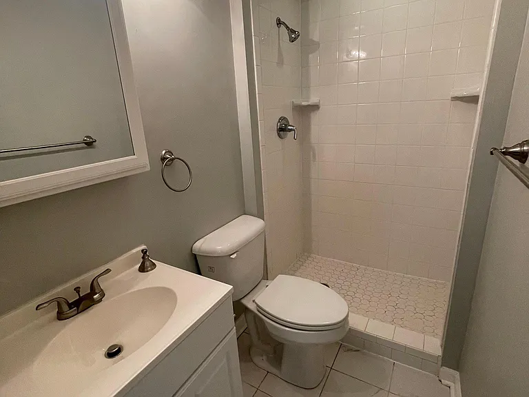 6618 Holly Lake Dr — Photo 11