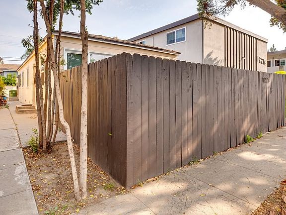 2nd image of 12210 Culver Blvd Unit 1/2