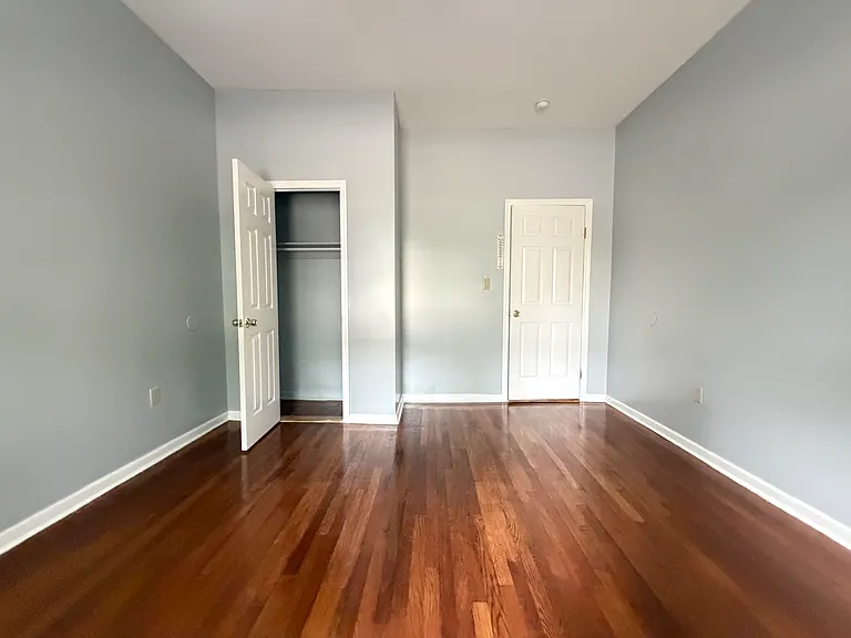 16403 89th Ave #2F — Photo 4
