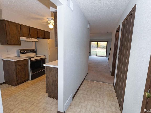 4th image of 125 Cuttle Rd APT 44