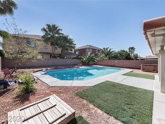3rd image of 8048 Villa Rosarito St