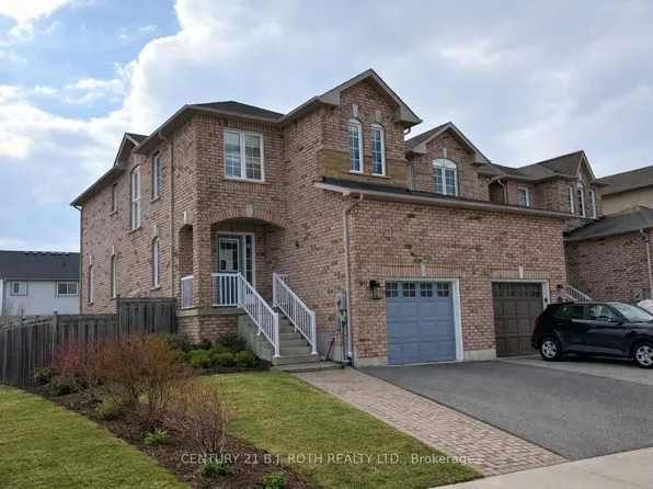 60 Ridwell St, Barrie, ON L4N 0W7